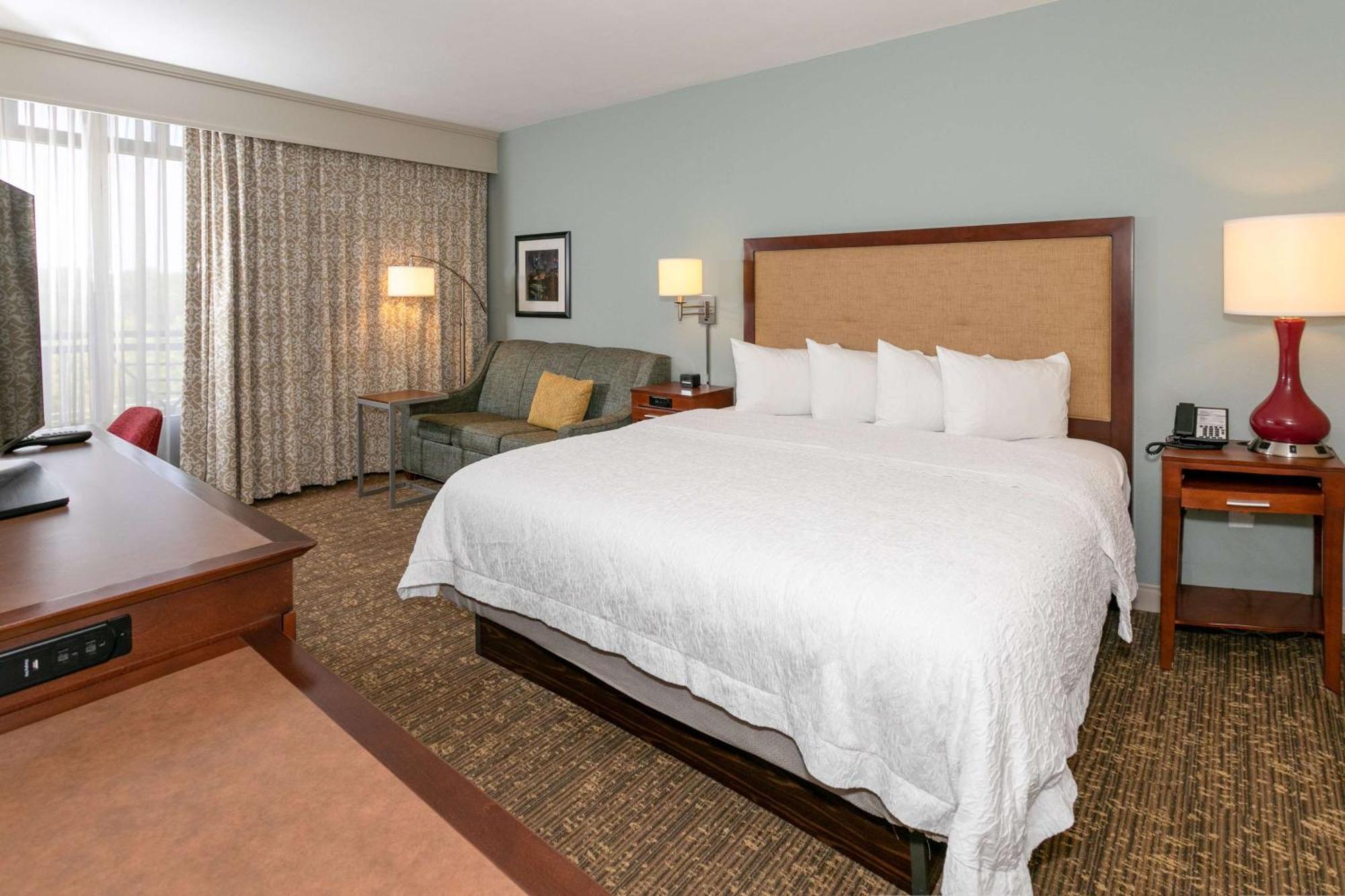 Hampton & Nashville-green Hills Hotel 3*